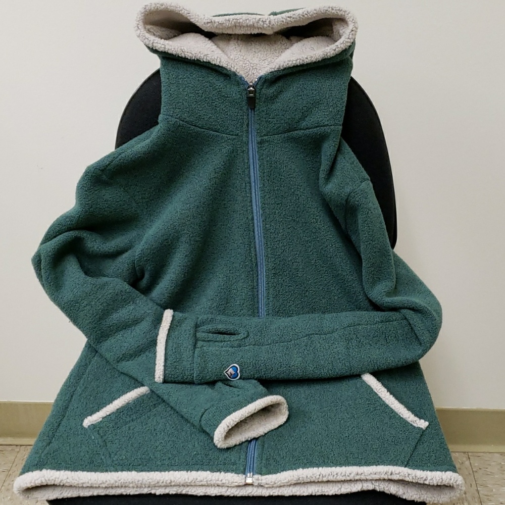 Kuhl zip up jacket. EUC. M.